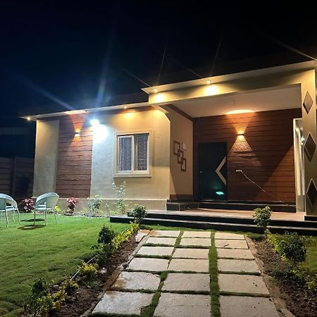 Отель Hidden Garden Farmhouse Pargi Экстерьер фото